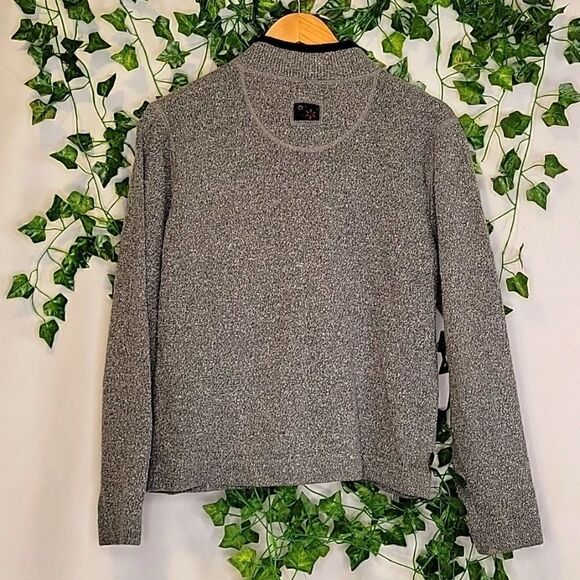 Woolrich. Sweater. Size Large. EUC - Picture 3 of 11